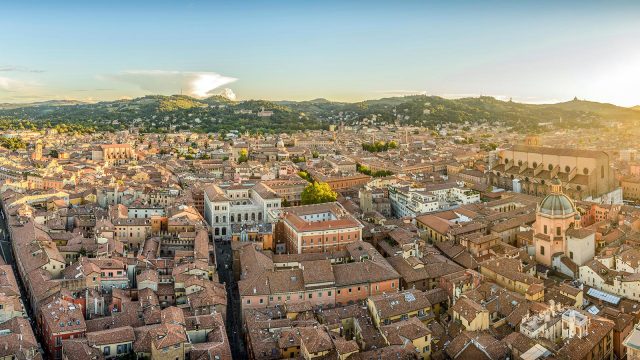 Immagine aerea di Bologna - Via degli dei